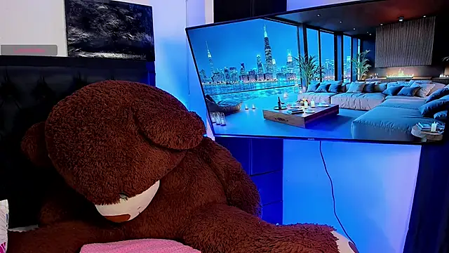 Maryonthemoon online show from 11-11-25, 03:06