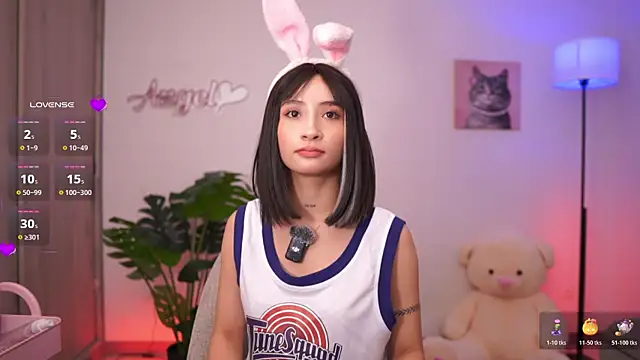 Angeeel  online show from 10-23-25, 02:55