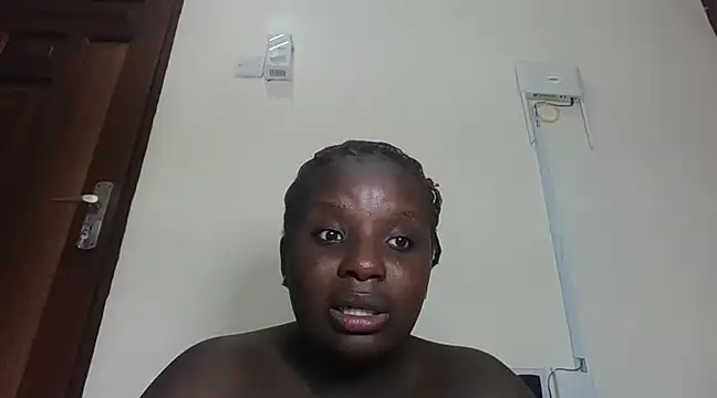 hotebbbyy online show from 12-10-24, 11:08