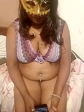 Snapshot of Shaali_Ang chatting on 01-13-25, 05:44 Shaali Ang online show from 01-13-25, 05:44