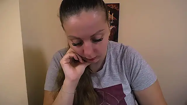 Snapshot of _Annabelle_Lee chatting on 09-24-25, 06:28 Annabelle Lee online show from 09-24-25, 06:28