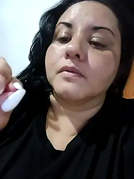 Snapshot of tetasgrandes_karol chatting on 02-23-25, 12:30 tetasgrandes karol online show from 02-23-25, 12:30