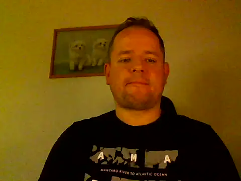 lobito1997 online show from 03-18-25, 08:37