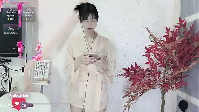 Lisa-s online show from 02-26-25, 01:52