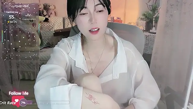 Lisa-s online show from 11-14-25, 01:54