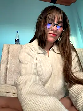 Lily candy X online show from 10-26-25, 10:25