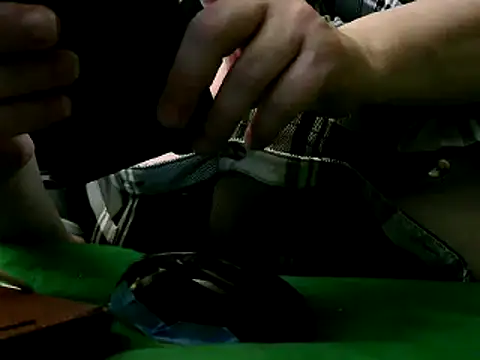 Snapshot of WHITEDAROSE chatting on 12-09-24, 09:05 WHITEDAROSE online show from 12-09-24, 09:05