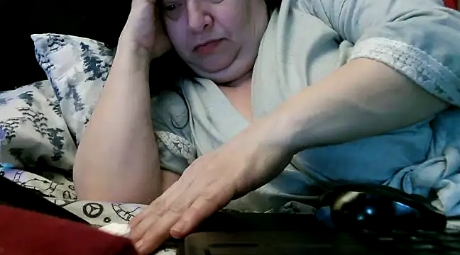 Snapshot of WHITEDAROSE chatting on 02-20-25, 06:46 WHITEDAROSE online show from 02-20-25, 06:46