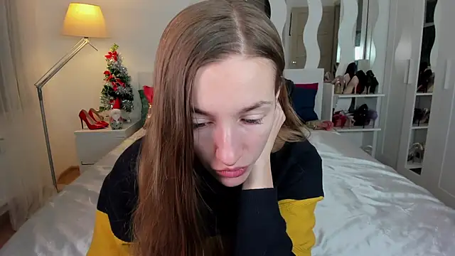 KateRedgar online show from 01-25-25, 04:35