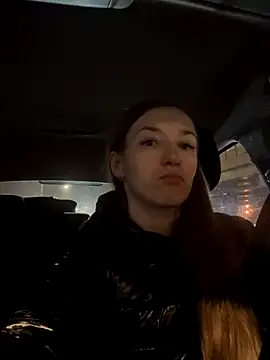 Snapshot of KateRedgar chatting on 11-11-25, 03:23 KateRedgar online show from 11-11-25, 03:23