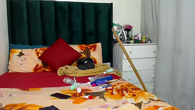 GaggingQueenxx online show from 11-26-25, 01:34