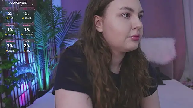 Mia  Peach online show from 01-13-25, 09:09