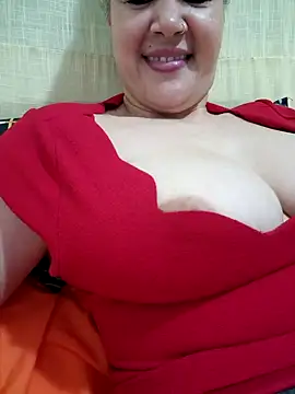 lamorbosa37 online show from 12-18-24, 05:00