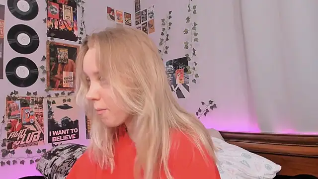 AliciaParkerf online show from 12-18-24, 08:25