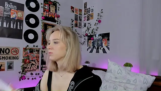 AliciaParkerf online show from 01-15-25, 02:27