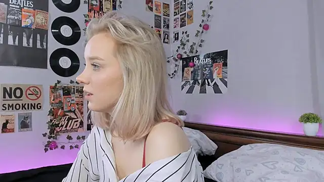 AliciaParkerf online show from 01-17-25, 11:51