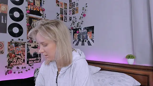 AliciaParkerf online show from 01-18-25, 08:40