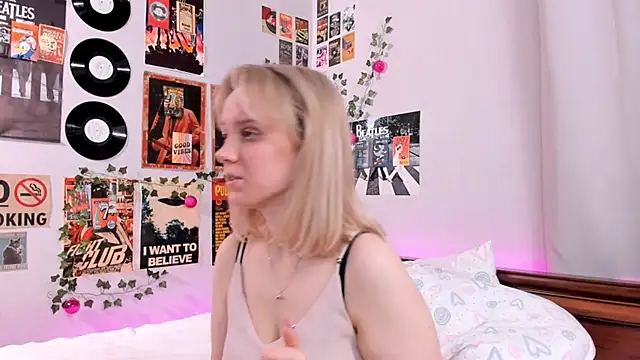 AliciaParkerf online show from 02-11-25, 08:10