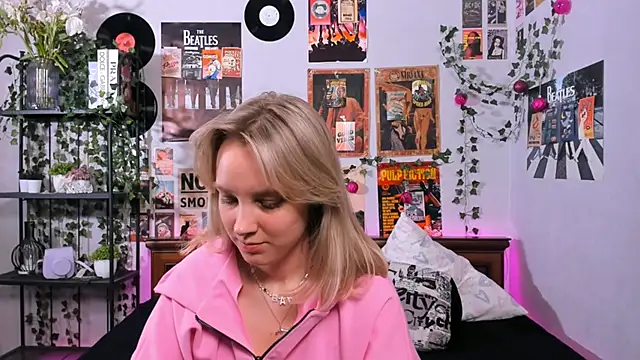 AliciaParkerf online show from 03-02-25, 09:01