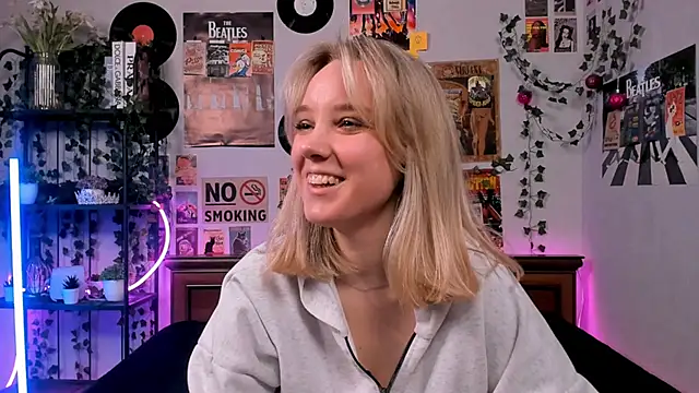 AliciaParkerf online show from 03-10-25, 08:34