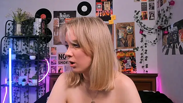 AliciaParkerf online show from 03-13-25, 11:27