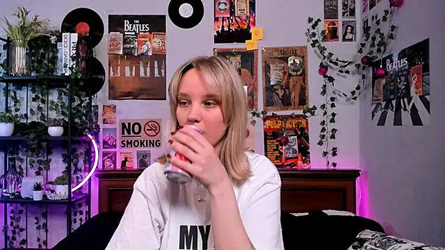 AliciaParkerf online show from 03-15-25, 11:39