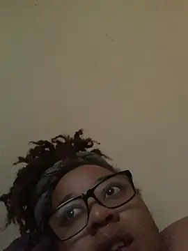 bustypothead online show from 10-09-25, 05:22