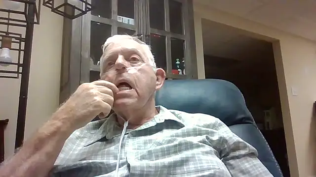 Snapshot of bootlegmanz chatting on 10-08-25, 04:48 bootlegmanz online show from 10-08-25, 04:48