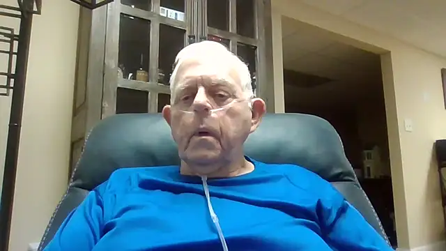 Snapshot of bootlegmanz chatting on 10-10-25, 06:07 bootlegmanz online show from 10-10-25, 06:07