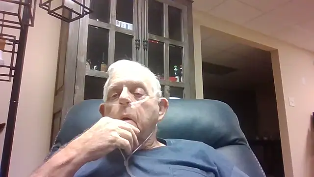 Snapshot of bootlegmanz chatting on 11-08-25, 02:12 bootlegmanz online show from 11-08-25, 02:12