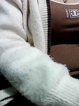 Tuo8702 online show from 03-09-25, 06:54