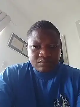 Snapshot of Algenis1232 chatting on 10-23-25, 06:39 Algenis1232 online show from 10-23-25, 06:39