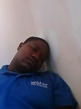 Snapshot of Algenis1232 chatting on 11-08-25, 05:45 Algenis1232 online show from 11-08-25, 05:45