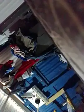 Snapshot of Algenis1232 chatting on 11-19-25, 11:43 Algenis1232 online show from 11-19-25, 11:43