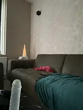 JhonnaFrrr online show from 12-30-24, 11:59