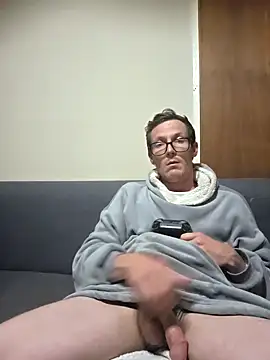 Snapshot of TheSouthernKing chatting on 10-09-25, 08:40 TheSouthernKing online show from 10-09-25, 08:40