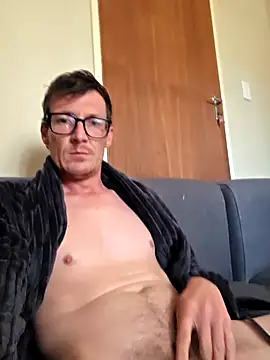 Snapshot of TheSouthernKing chatting on 10-12-25, 10:36 TheSouthernKing online show from 10-12-25, 10:36