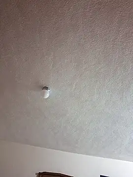 miicheele32 online show from 11-19-25, 07:08