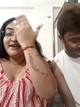 LAVERNIYA  online show from 10-11-25, 10:58