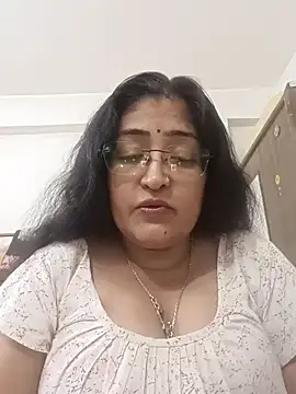 LAVERNIYA  online show from 10-24-25, 11:50