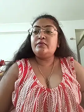 LAVERNIYA  online show from 10-26-25, 03:45