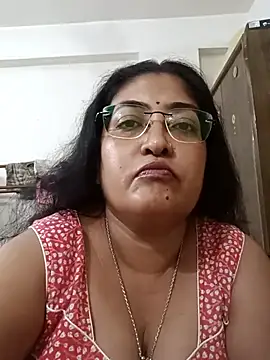 LAVERNIYA  online show from 10-28-25, 10:08