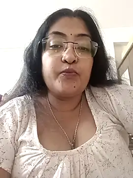 LAVERNIYA  online show from 11-07-25, 11:10