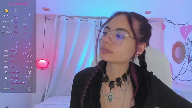 sophiecherry  online show from 12-23-24, 10:33