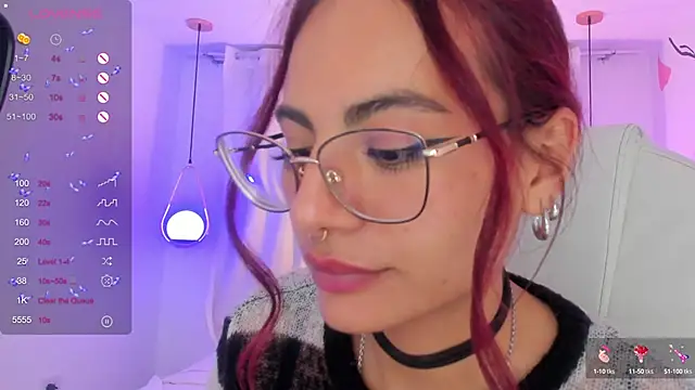 sophiecherry  online show from 01-28-25, 08:14