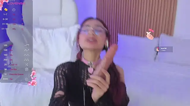 sophiecherry  online show from 02-05-25, 09:04