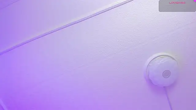 sophiecherry  online show from 03-11-25, 08:41