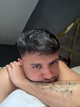 bruce  naughty online show from 10-19-25, 08:53