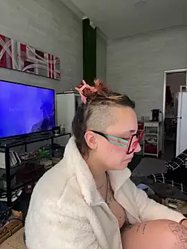 Hawitxui online show from 12-15-25, 09:35