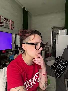 Snapshot of Hawitxui chatting on 02-09-26, 12:09 Hawitxui online show from 02-09-26, 12:09